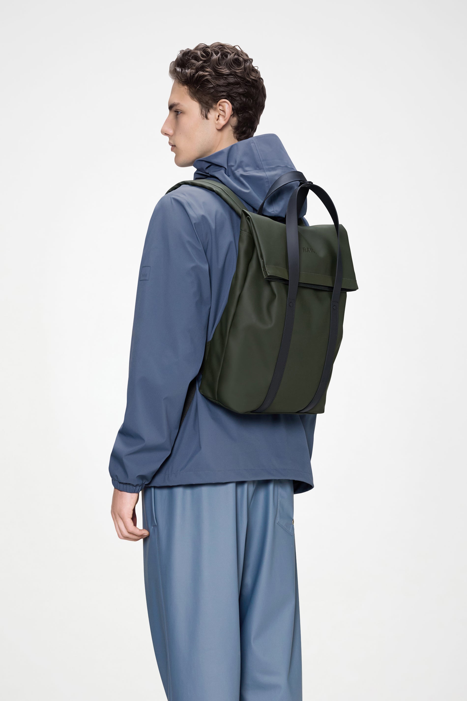 RAINS 2 Way Tote Backpack Green 15L H42 x D12 x W30 cm Backpack