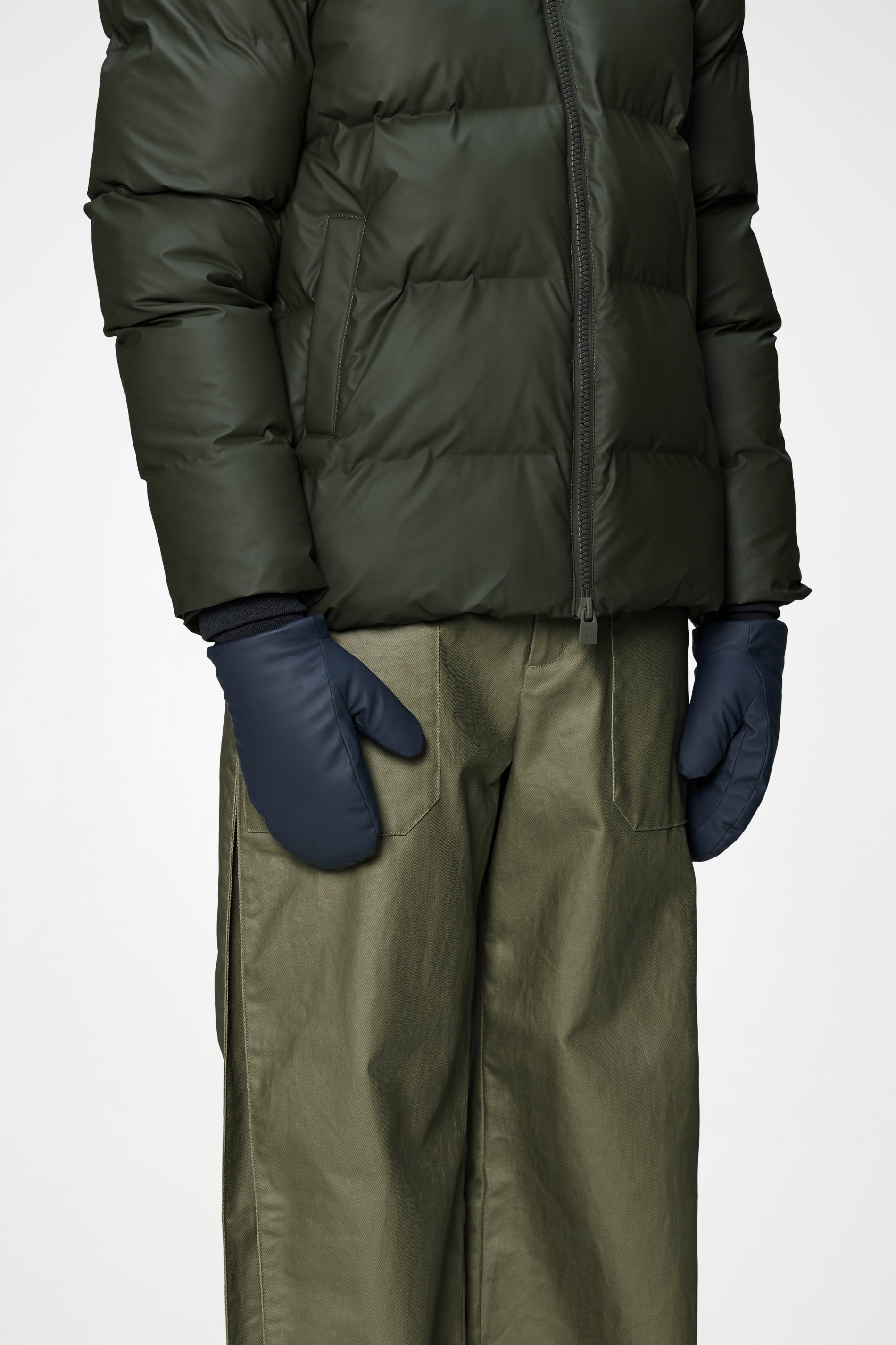 RAINS Alta Puffer Mittens Navy Gloves