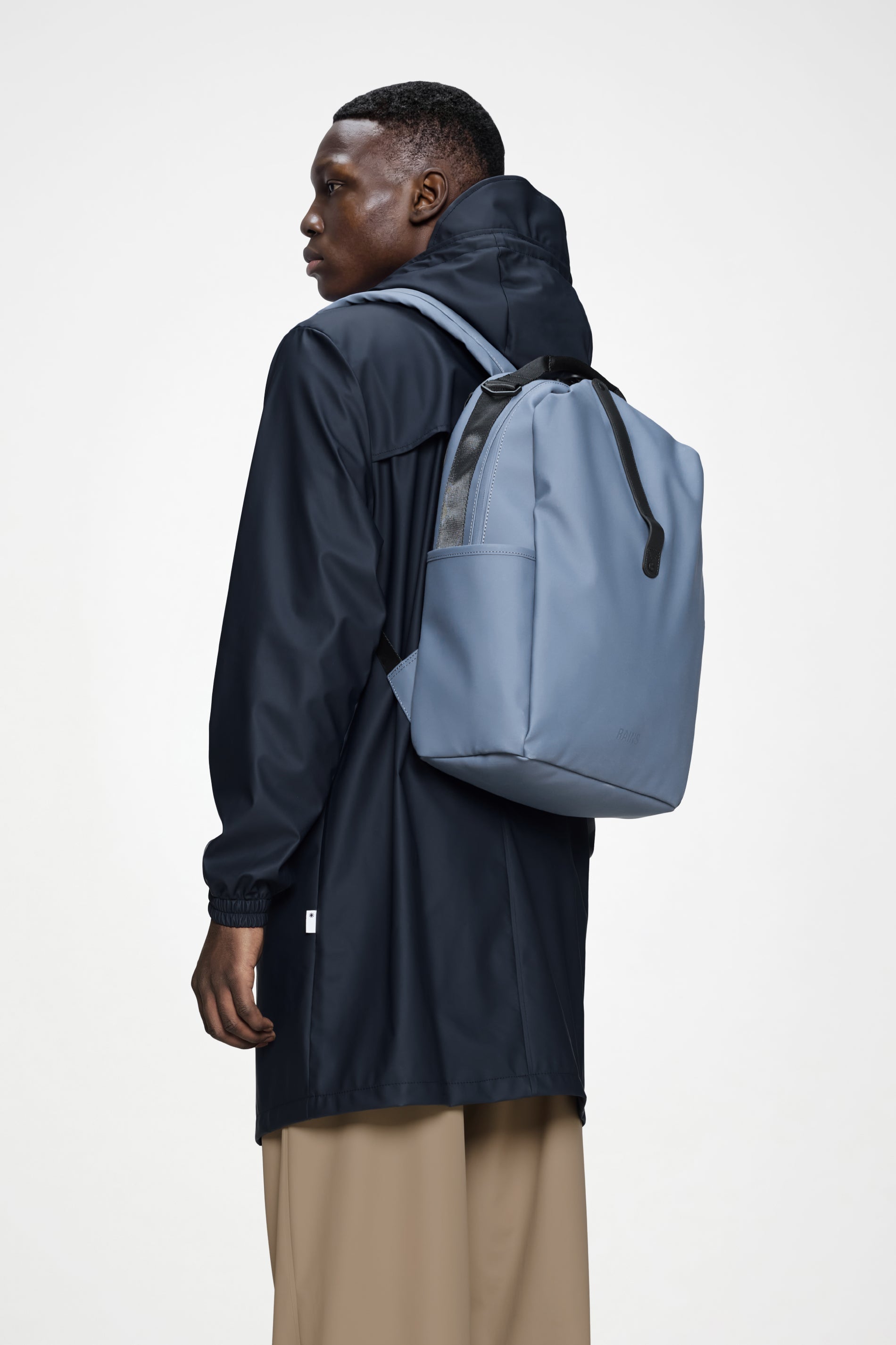RAINS Clip Front Backpack Blue Dusk 21L H44 x D16 x W30 cm Backpack