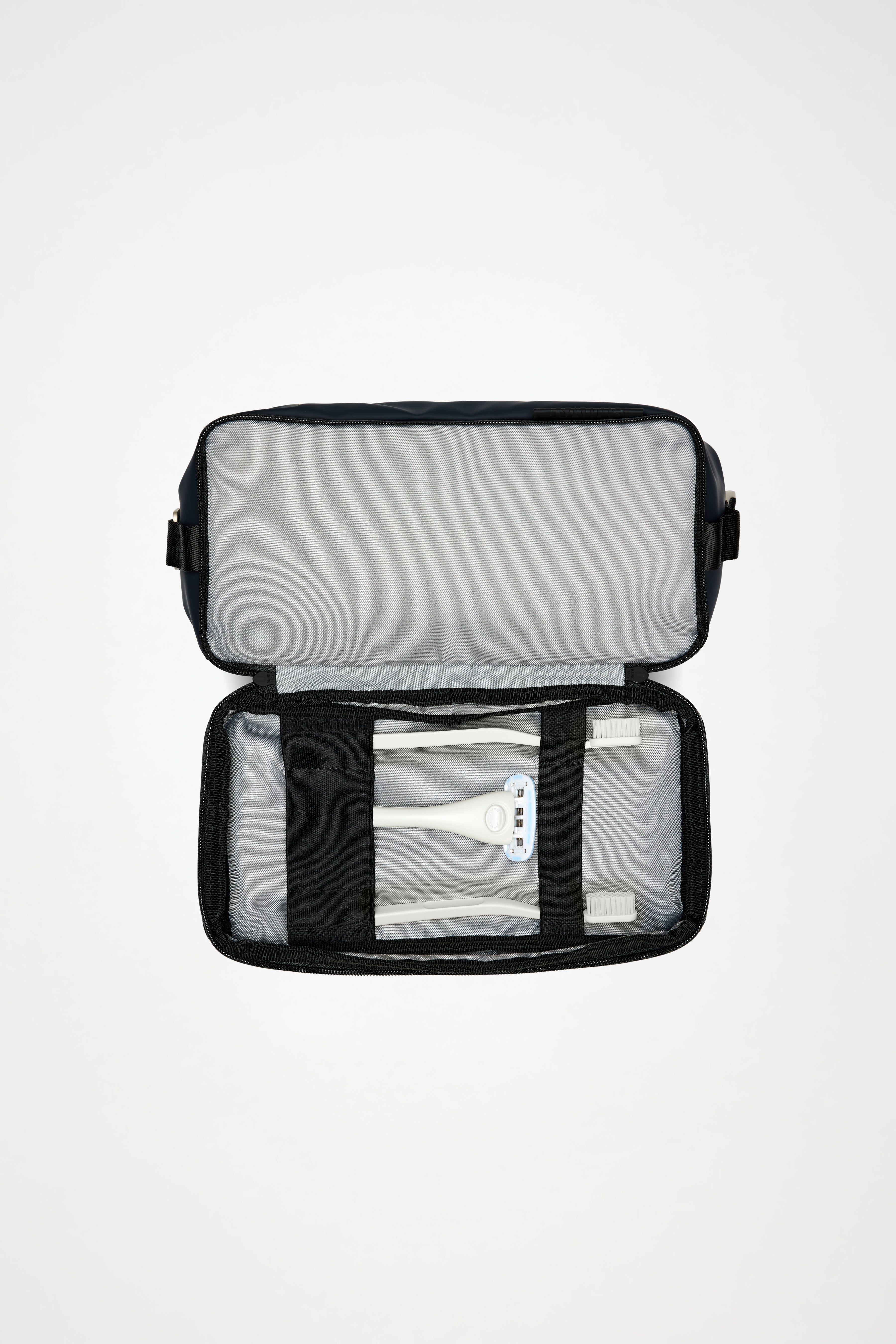 RAINS Otaru Wash Bag Navy 9L H17 x D15 x W27 cm Wash Bag