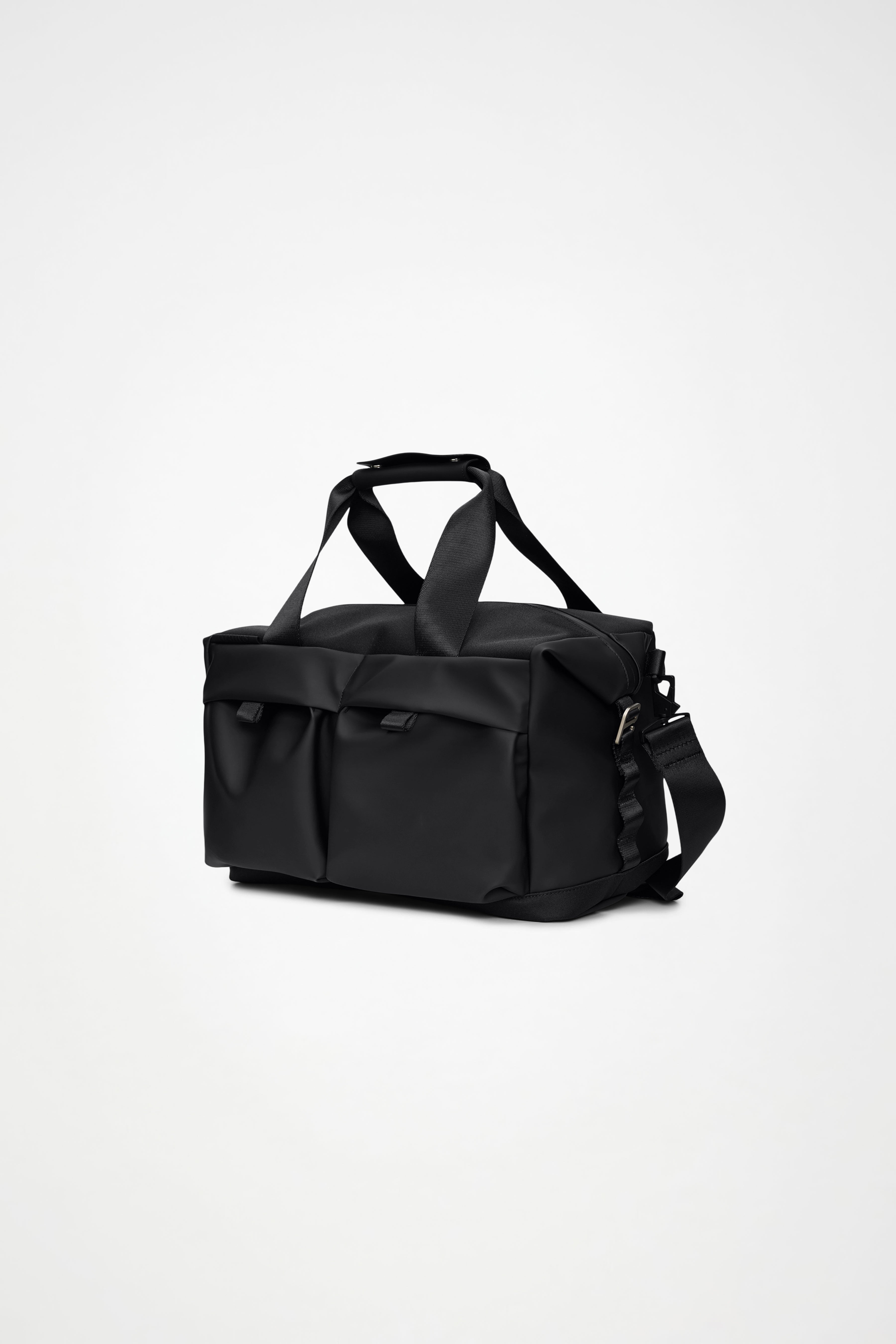 RAINS Otaru Weekend Bag Small Black 33L H30 x D20 x W42 cm Weekender