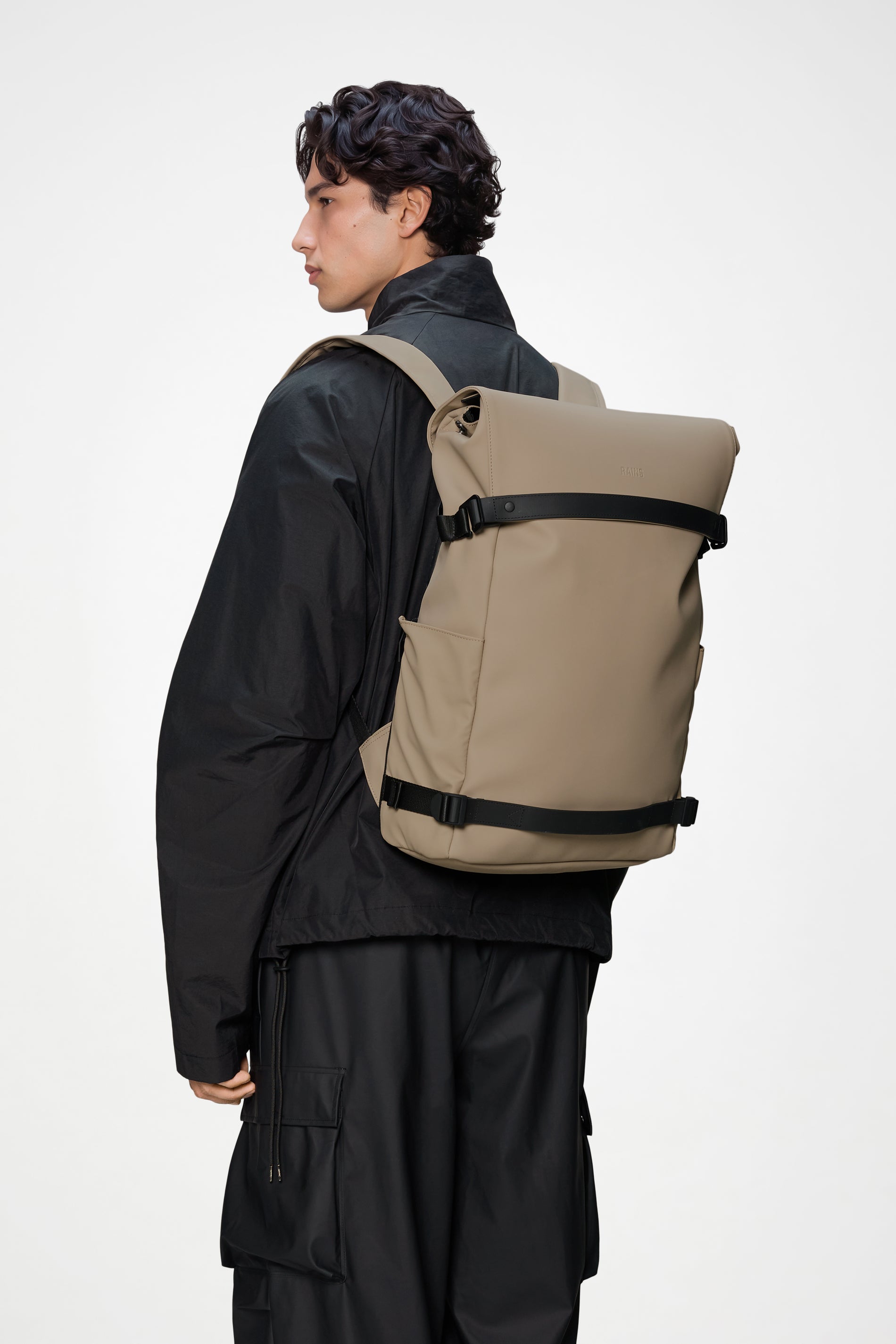RAINS OTG Backpack Beige 19L H46 x D12 x W32 cm Backpack