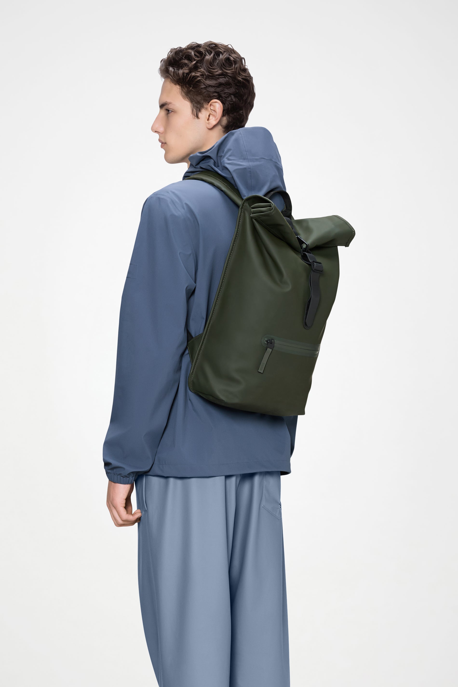 RAINS Rolltop Rucksack Green 19L H48 x D11 x W32 cm Backpack