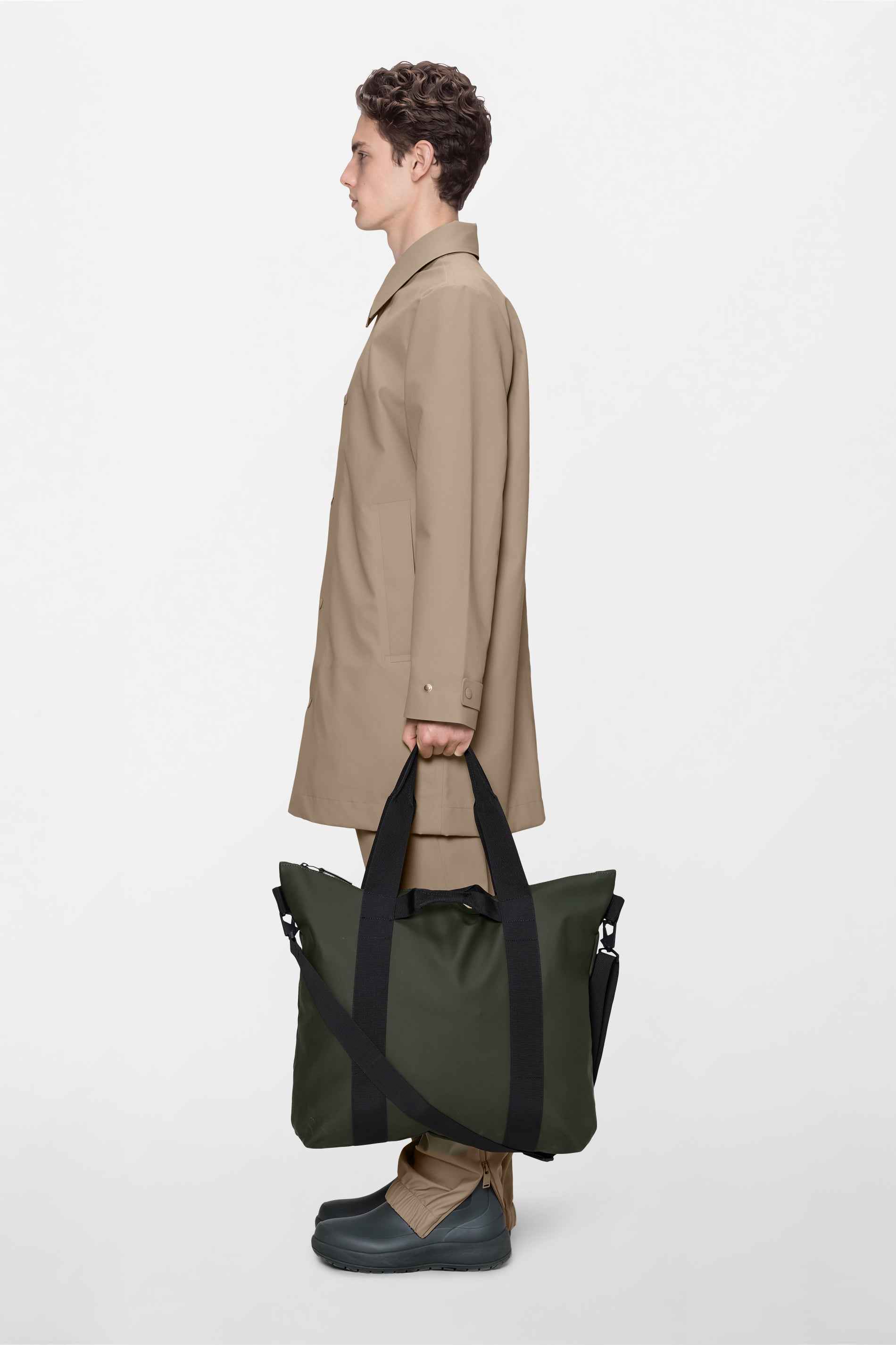 RAINS Tote Bag Green 22L H44 x D11 x W55 cm Tote