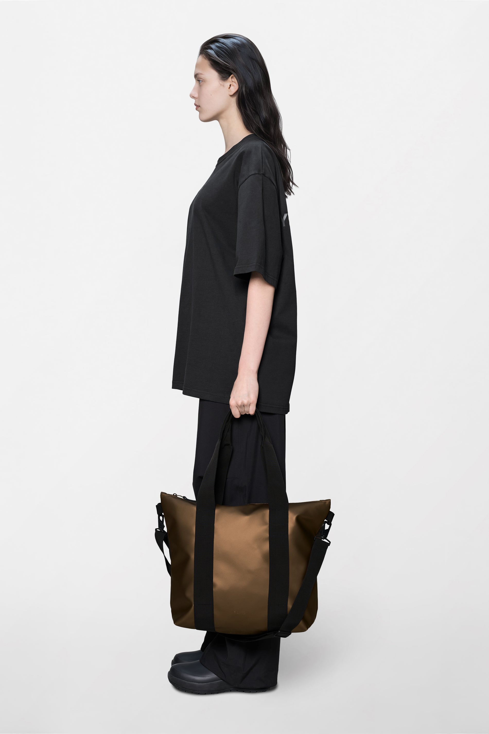 RAINS Tote Bag Mini Comet 18.50L H36 x D13 x W46 cm Tote