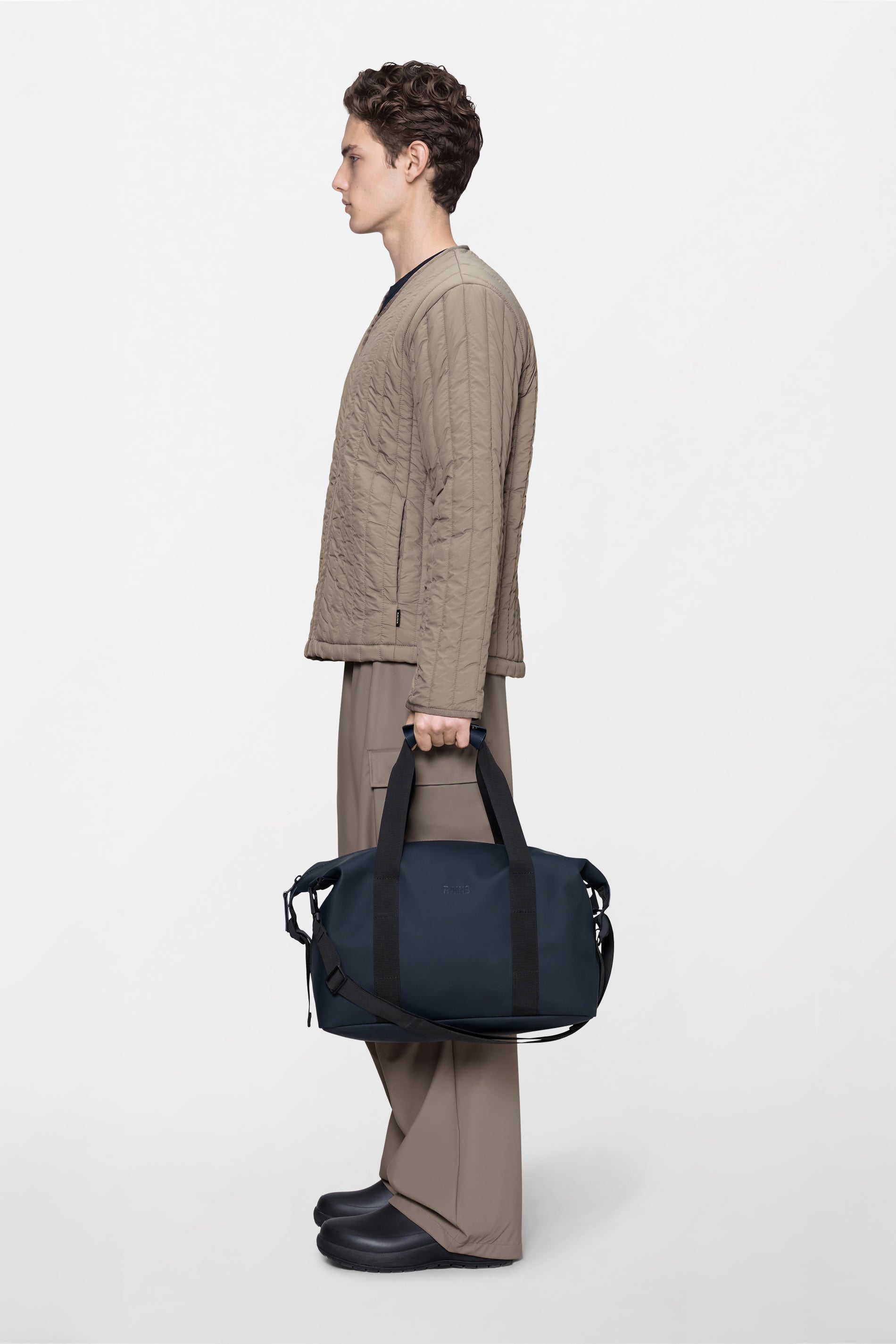 RAINS Hilo Weekend Bag Small Navy 18L H26 x D20 x W40 cm Weekender