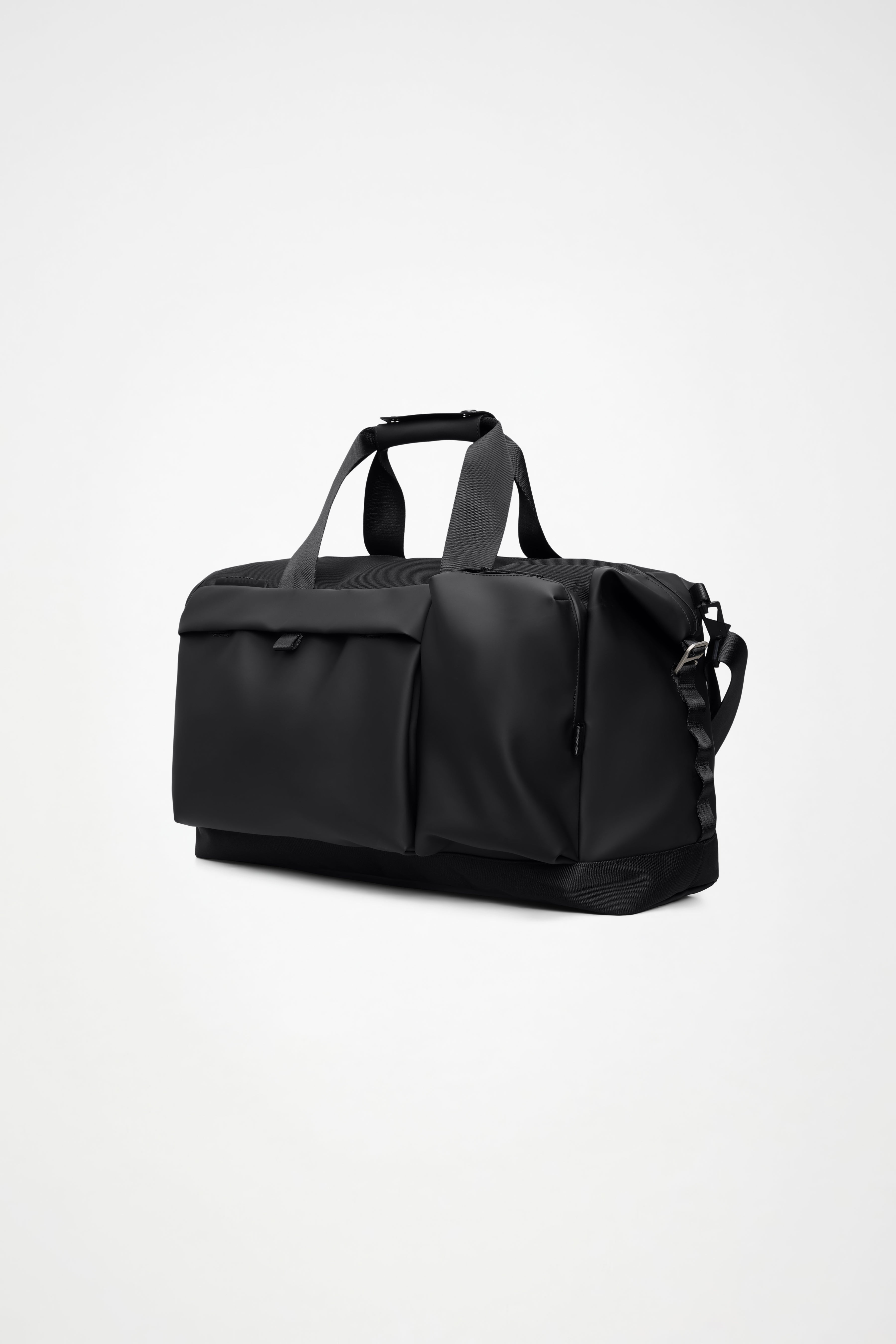 RAINS Otaru Weekend Bag Black 51L H32 x D22 x W52 cm Weekender